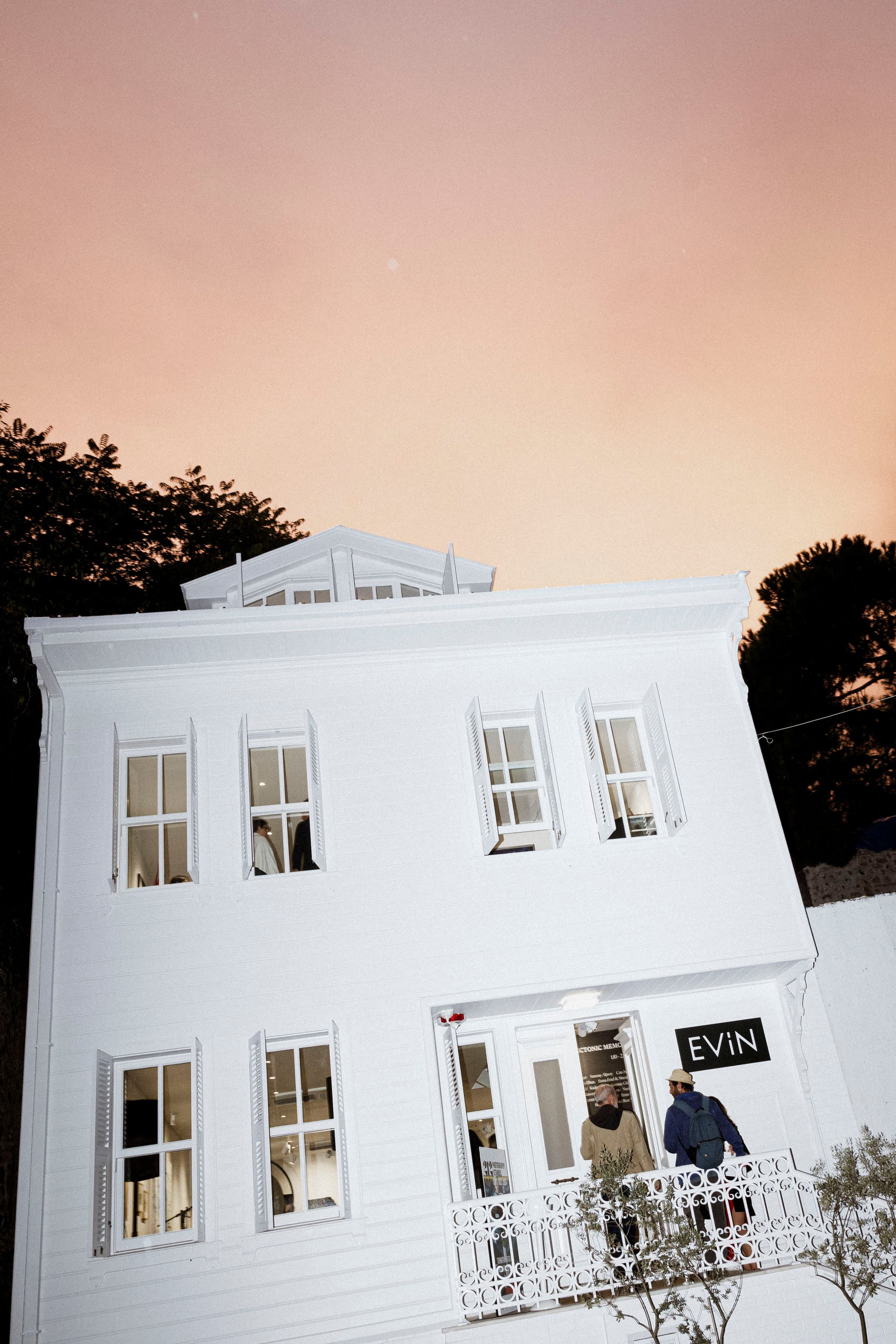 On EVİN Art Gallery