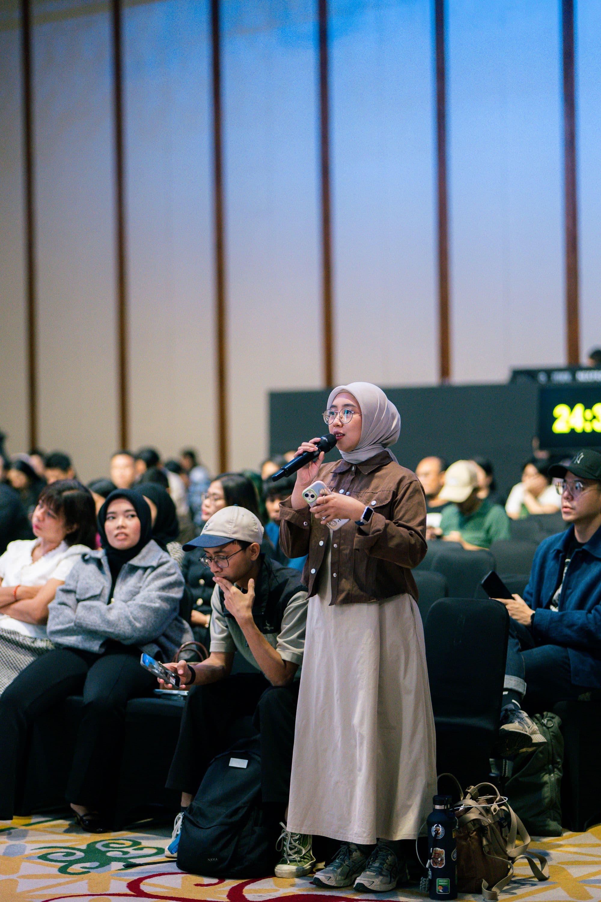 Q&A after Niceaunties’ talk at IdeaFest 2025